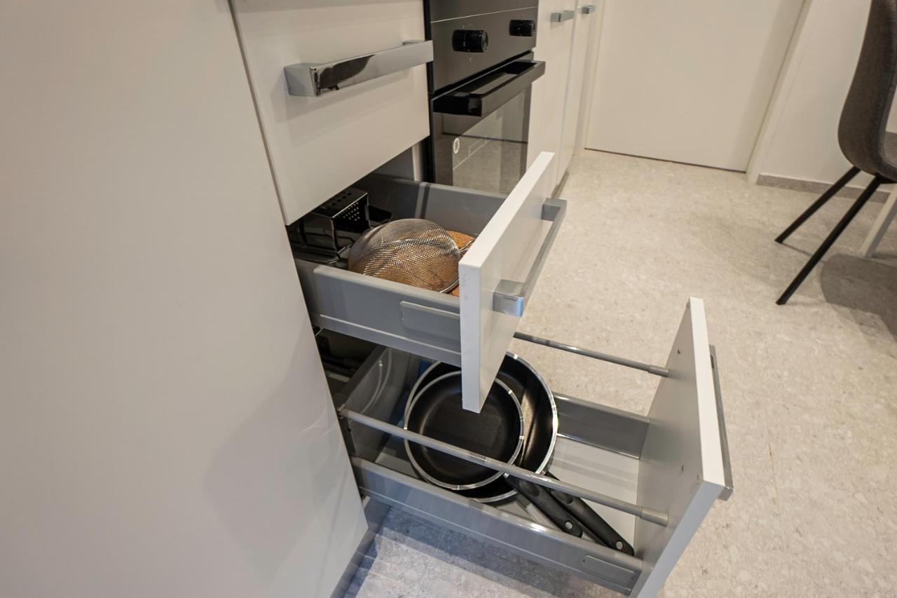 Experience Fresh Comfort In Our Brand-New Apartment In Vienna'S 17Th District Exterior foto